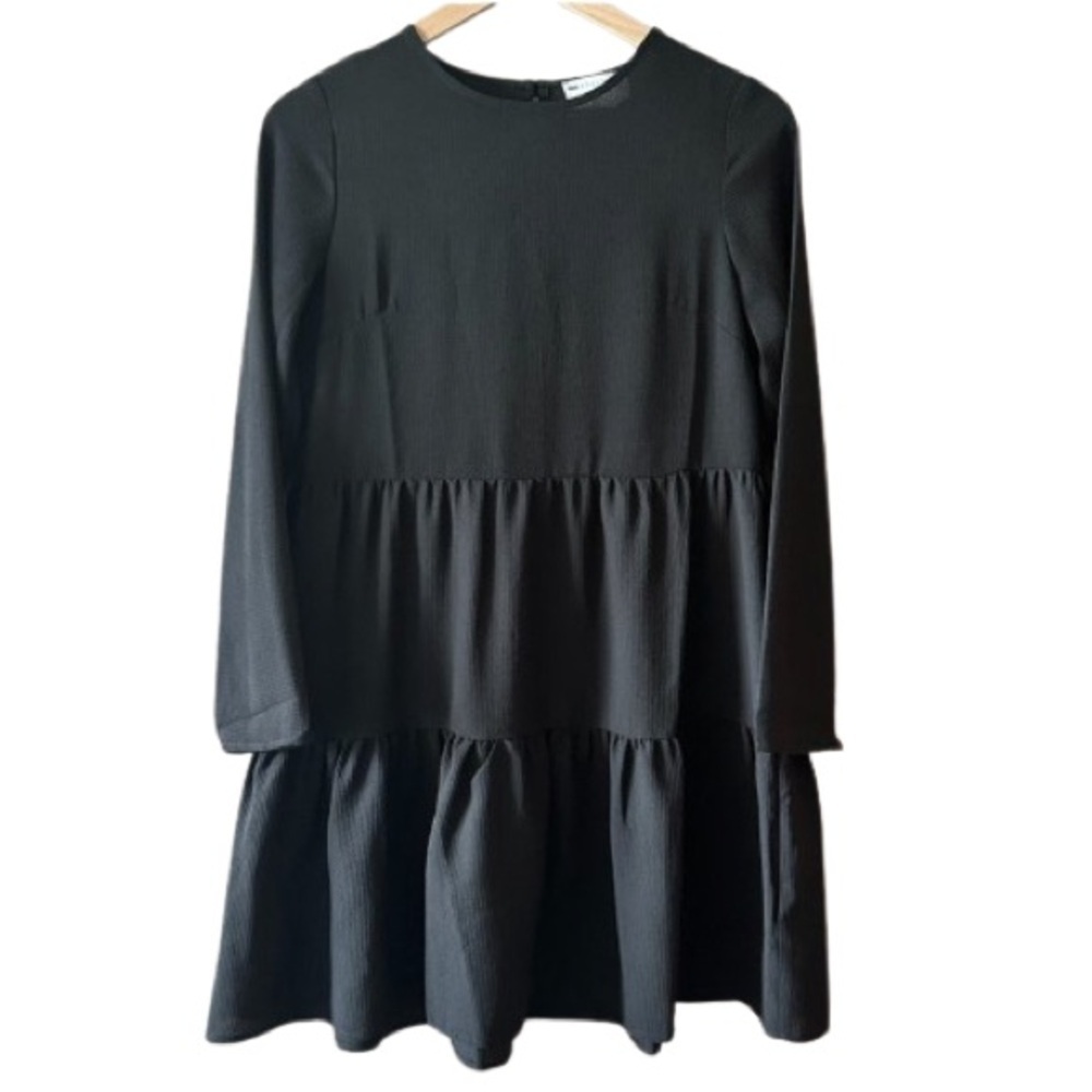 Women's 4 ASOS Design Long Sleeve Tiered Smock Mini Black Dress Tiered Design